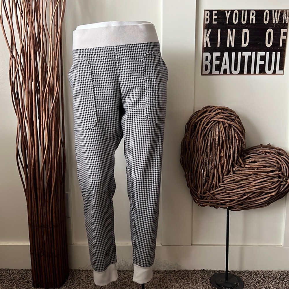 Columbia Houndstooth Patterned Wide Waistband Jogger